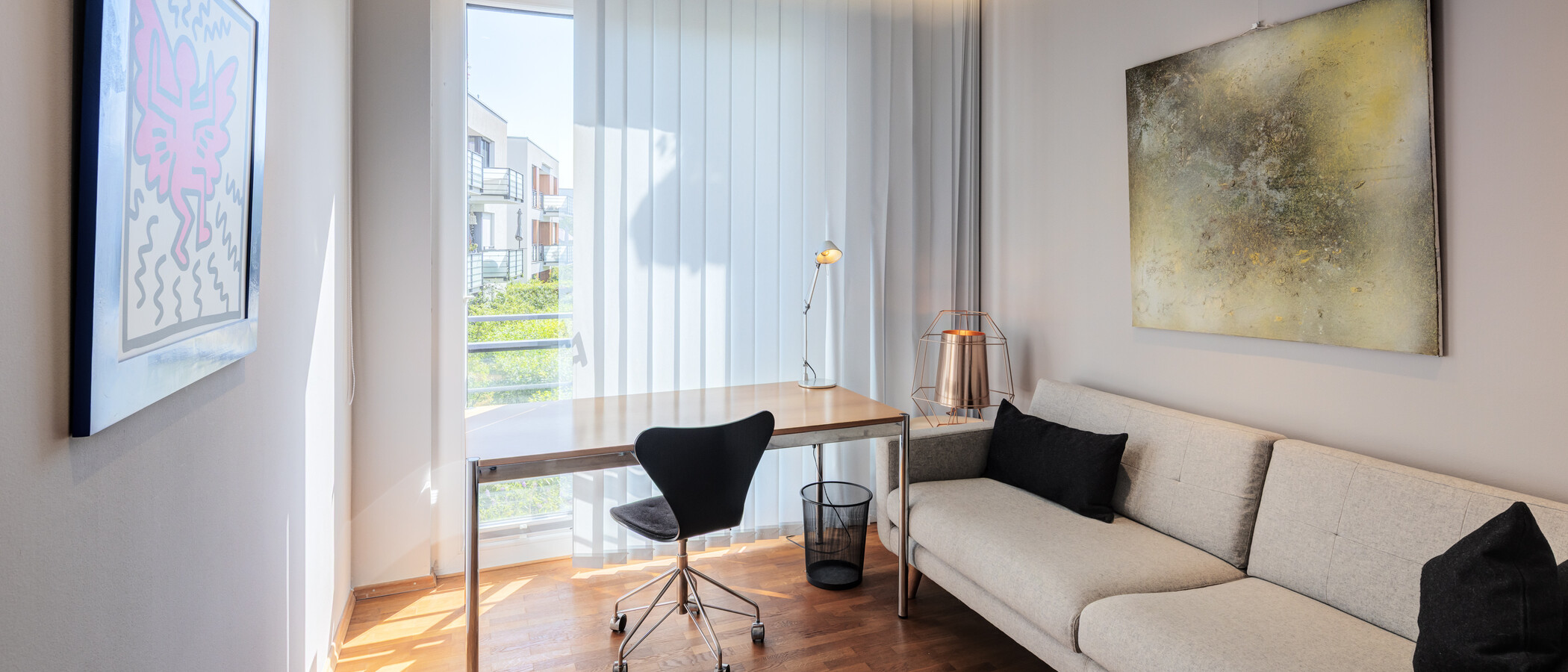 apartment München Schwabing-Nord (zw. Belgrad- & Leopoldstraße) 01 Workspace/Guestroom 11278