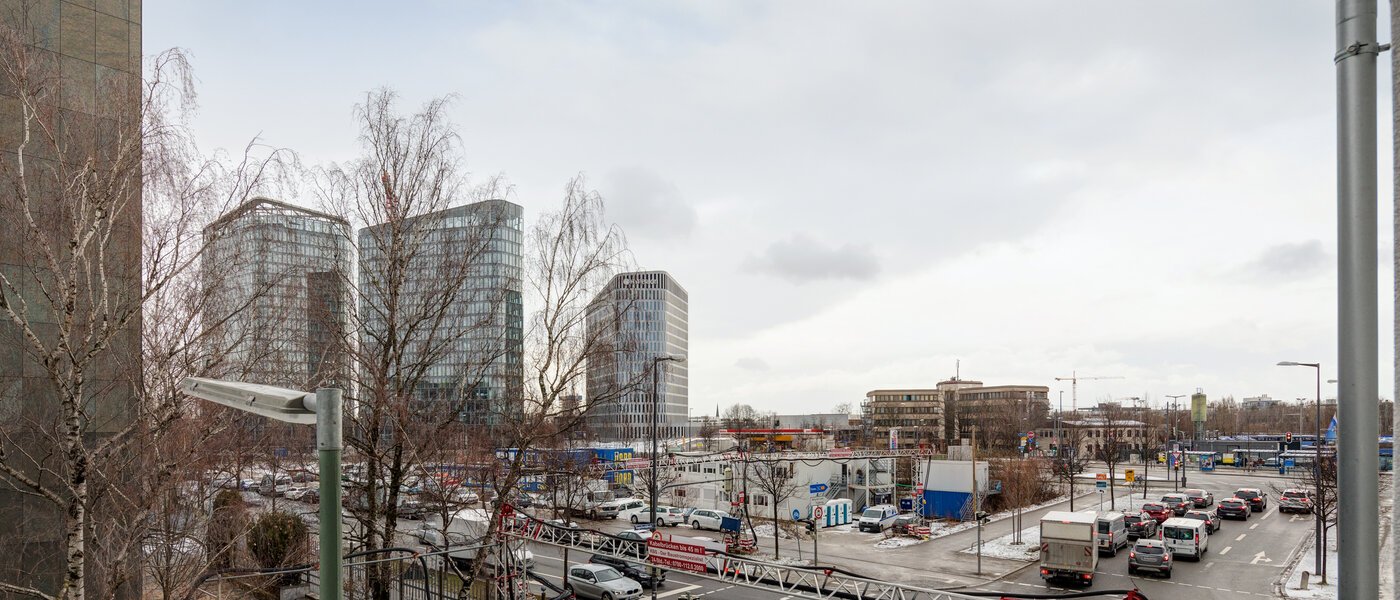 apartment München Bogenhausen 03 view 11300