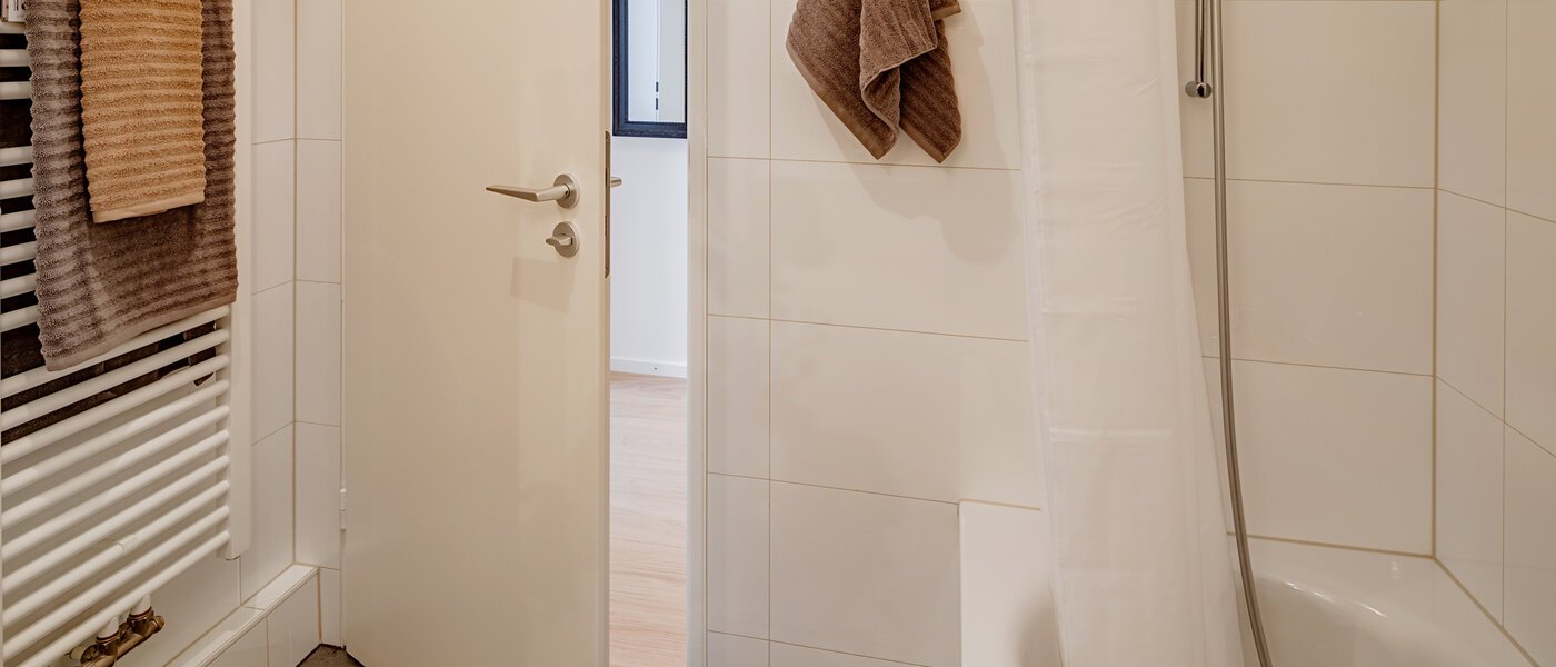 apartment München Ludwigsvorstadt 04 bathroom 11328