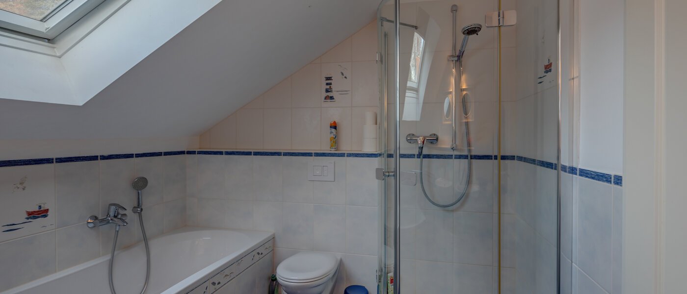 detached house Starnberg 02 2. bathroom 11331