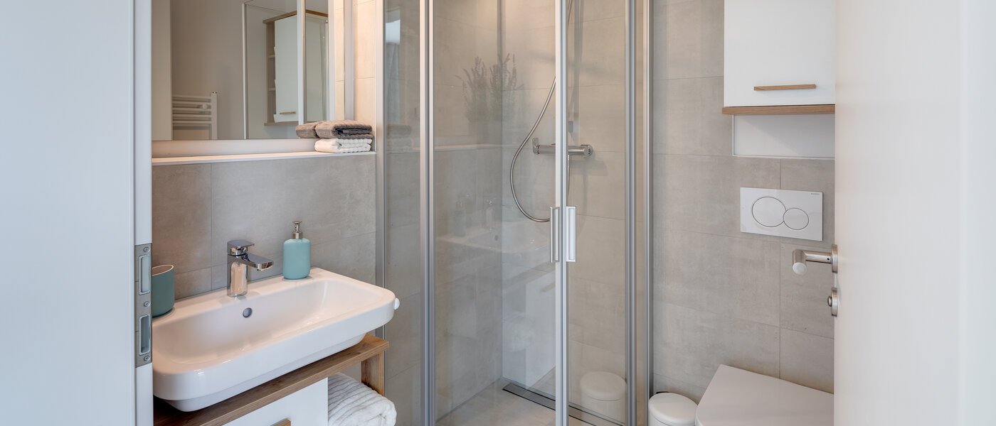 apartment München Obersendling 01 bathroom 11350