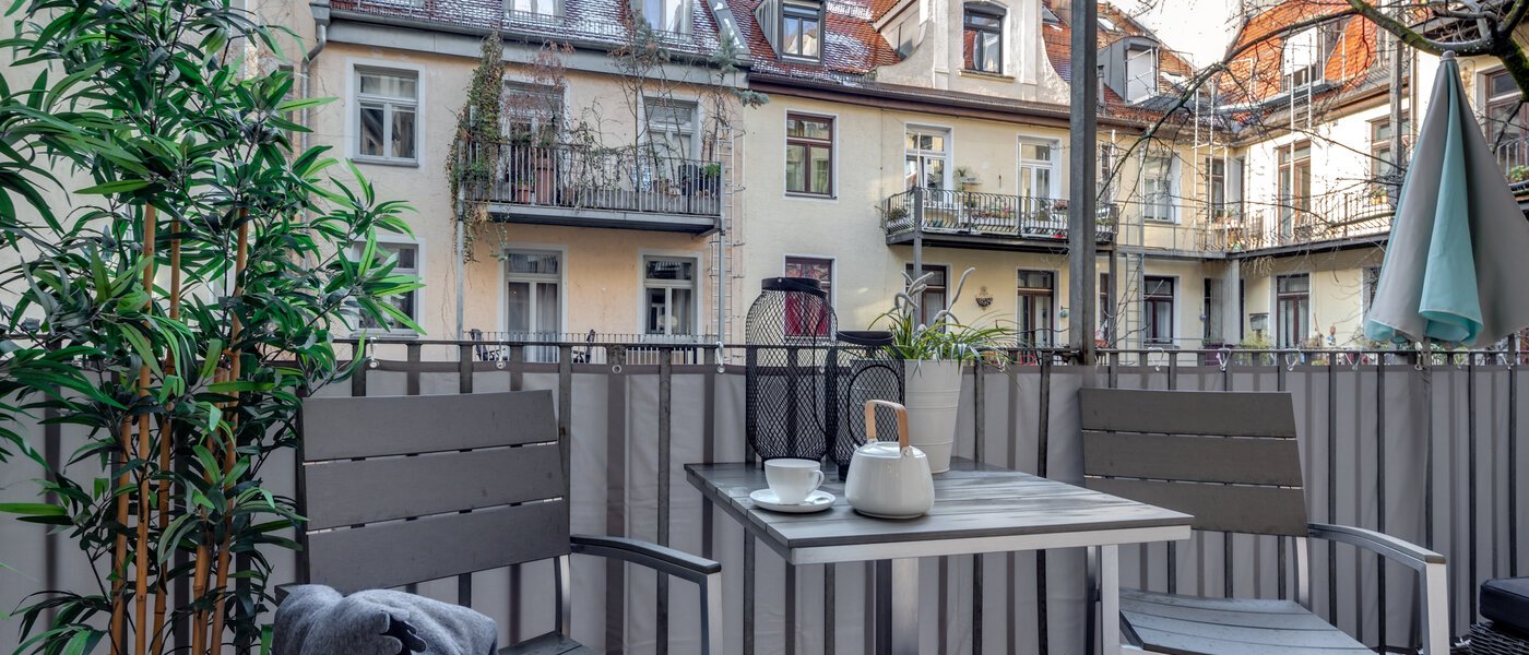 apartment München Glockenbachviertel 02 balcony 11352