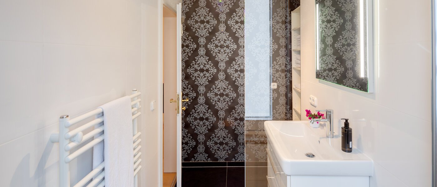 apartment München Lehel 02 bathroom 11361