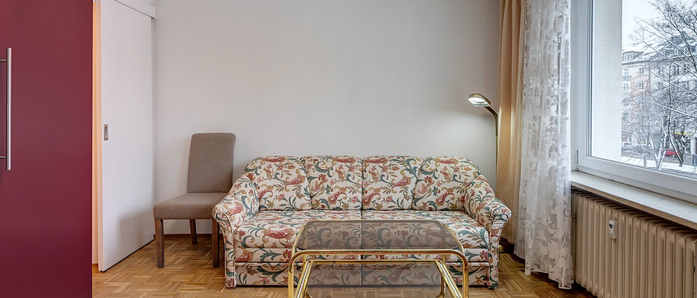 apartment München Altstadt 02 living area 11371