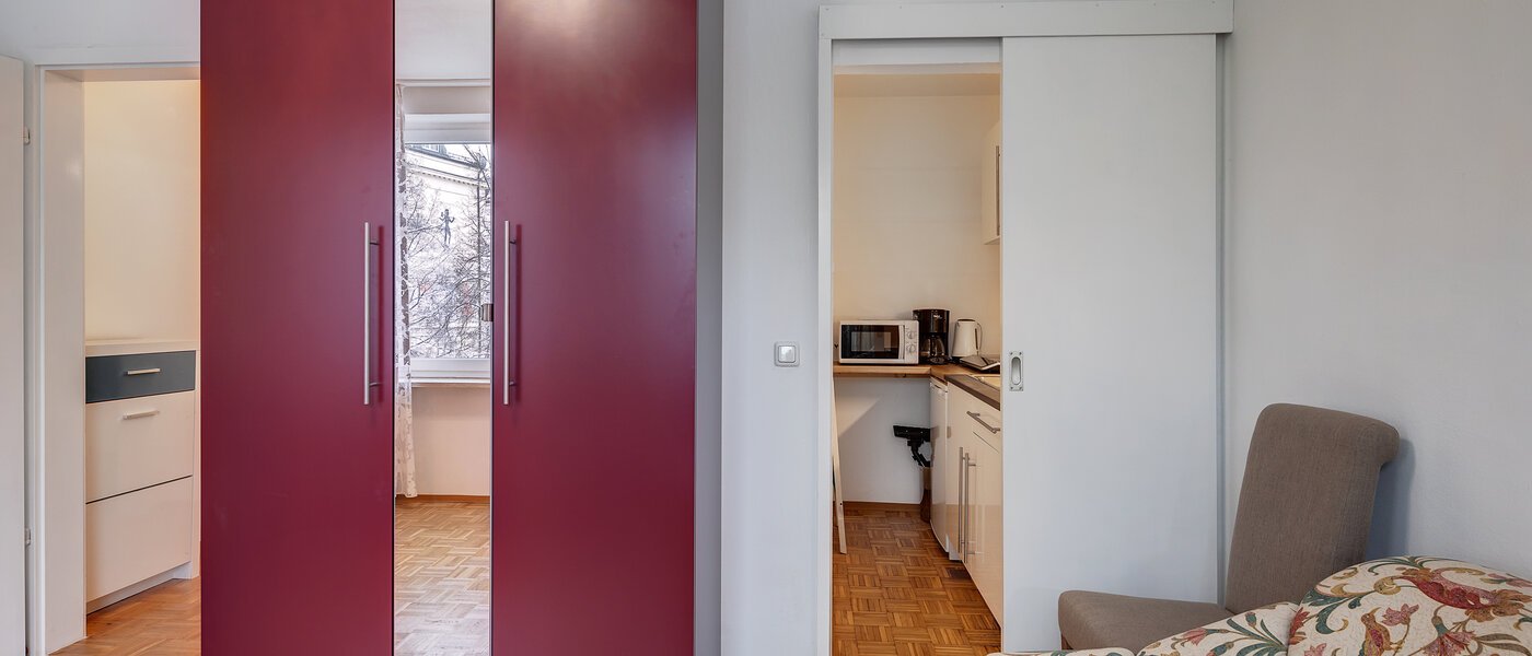 apartment München Altstadt 03 living area 11371