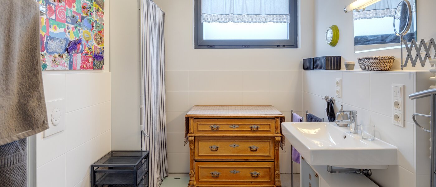 apartment München Oberföhring 02 bathroom 11374