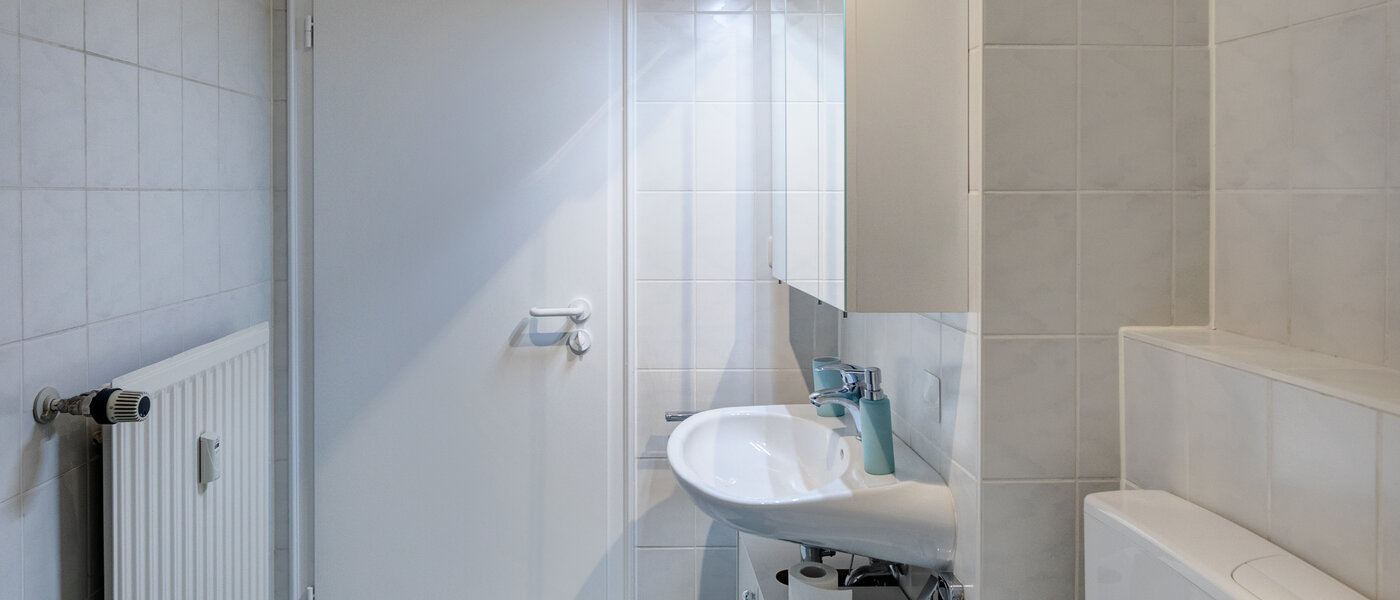 apartment Neufahrn b. Freising 03 bathroom 11382