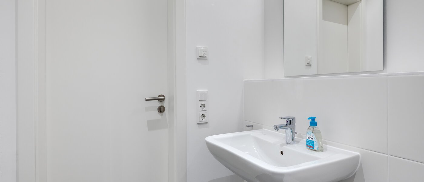 studio München Messestadt Riem 03 bathroom 11387