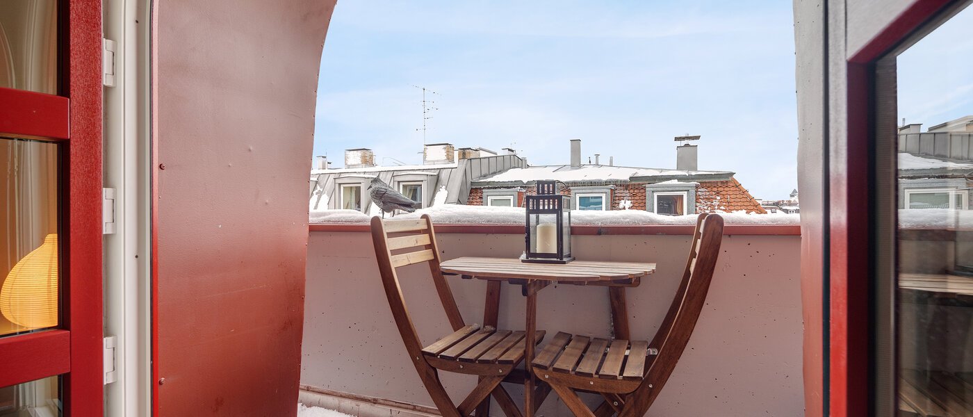 attic apartment München Schwanthalerhöhe 01 balcony 11426