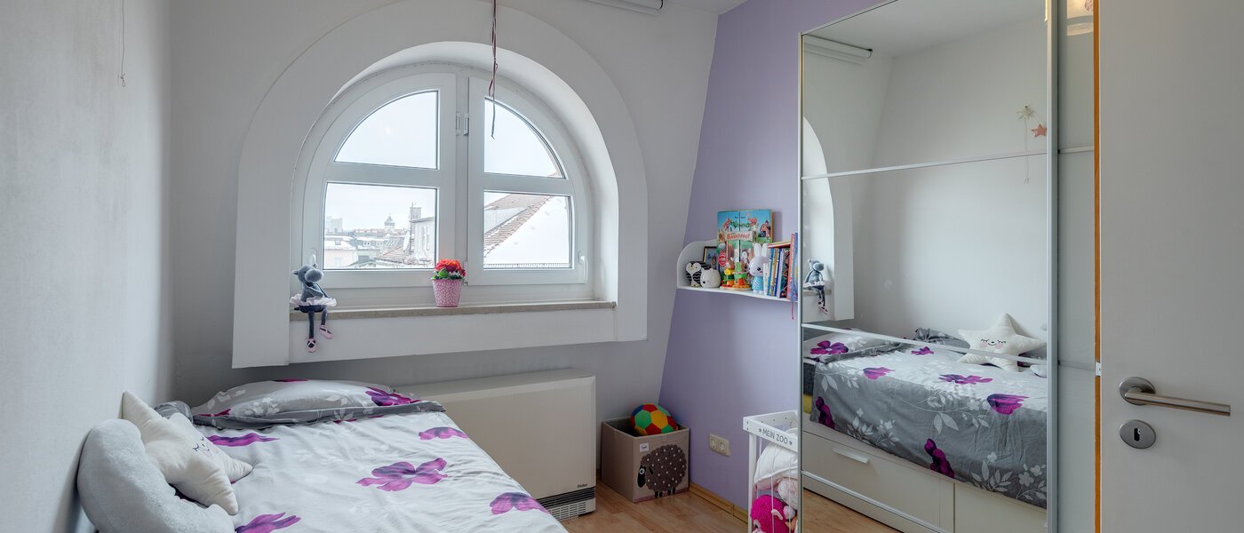 attic apartment München Schwanthalerhöhe 01 2. bedroom 11426