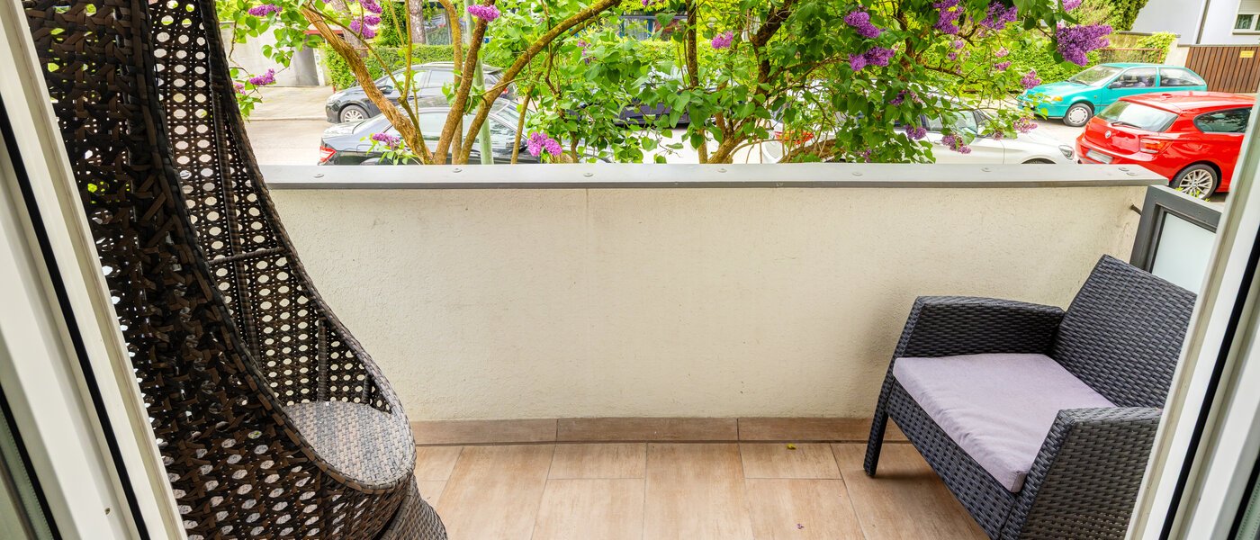 apartment München Milbertshofen 02 balcony 11446