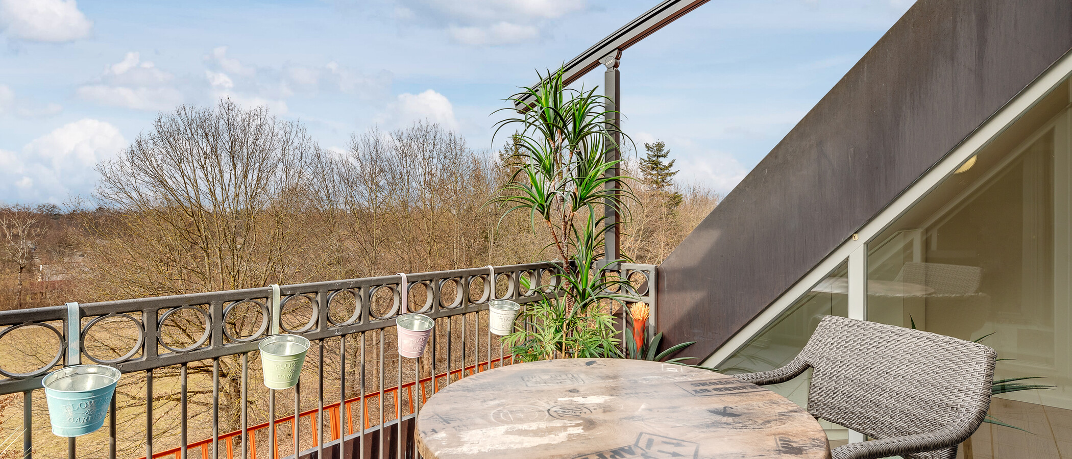 gallery apartment  München Moosach 02 balcony 11448