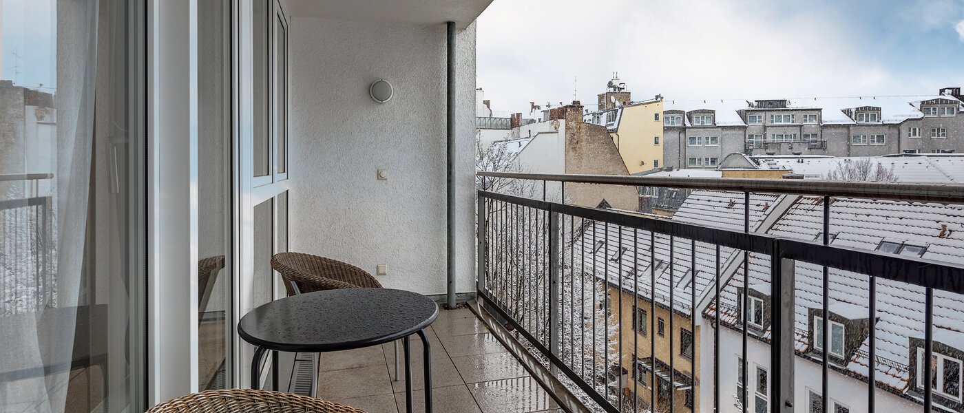 apartment München Maxvorstadt - Westen 01 balcony 11480