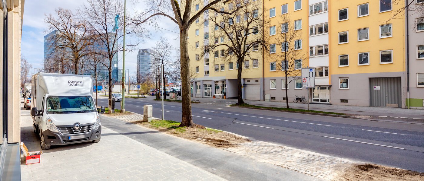 apartment München Bogenhausen 02 view 11481