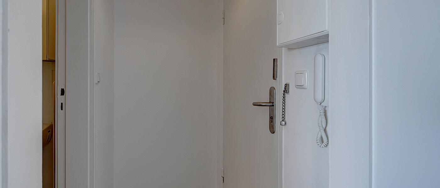 apartment München Moosach 02 hall 11491