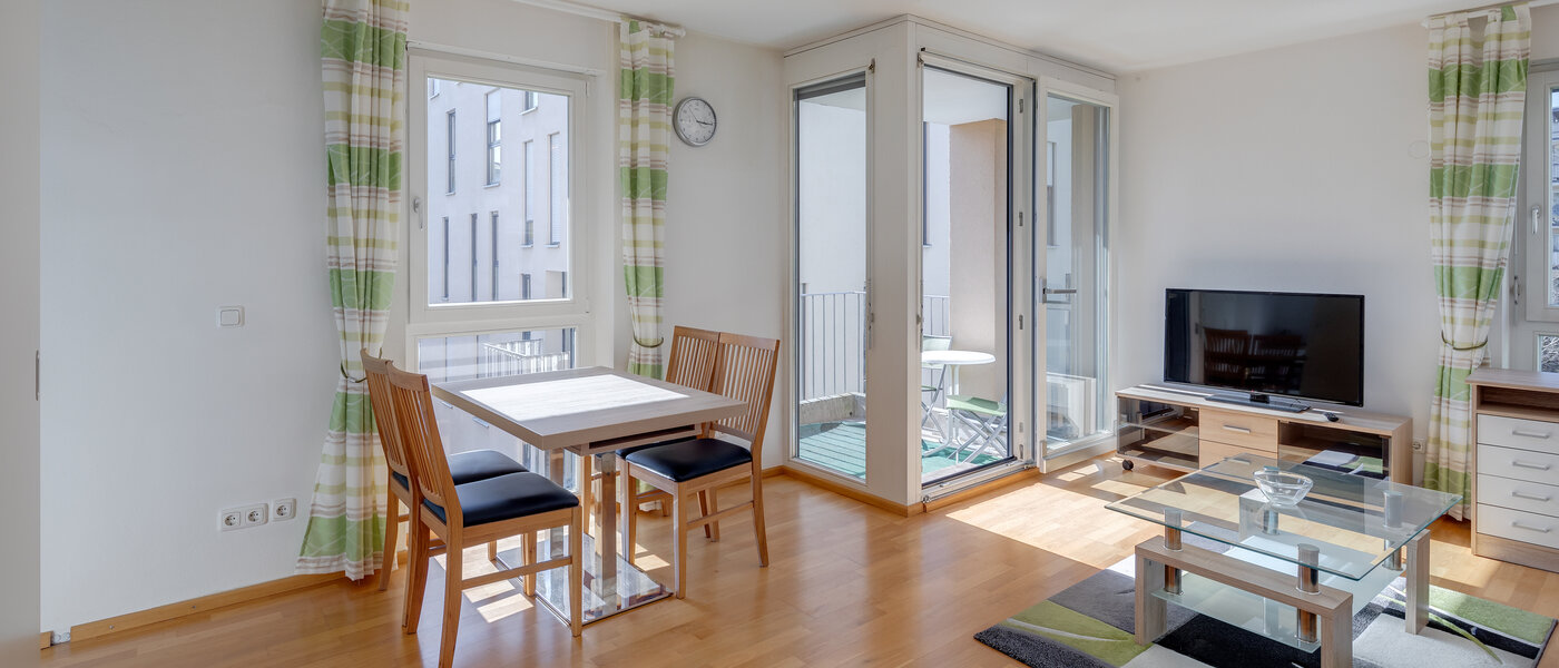 apartment München Schwanthalerhöhe 02 living area 11496