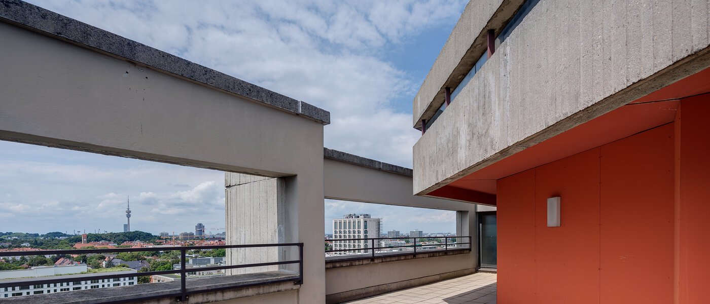 apartment München Schwabing (rechts der Leopoldstraße) 01 communal terrace 11509