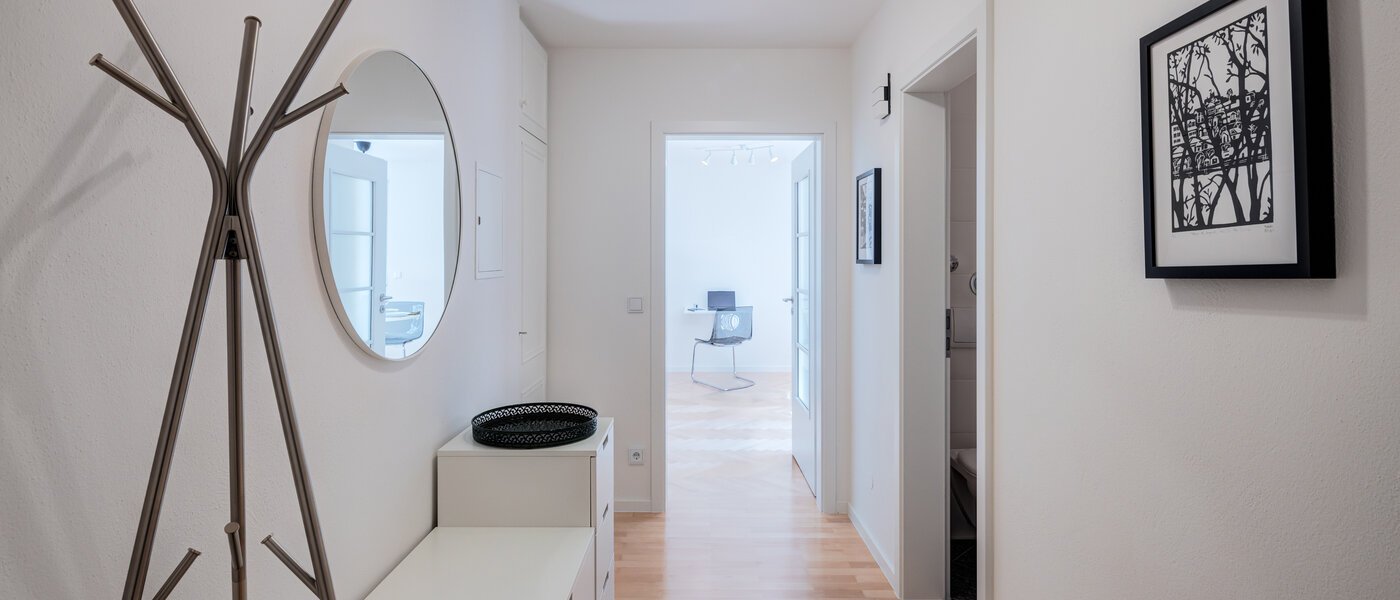 apartment München Schwabing-Nord (zw. Leopoldstraße & Englischen Garten) 02 hall 11551