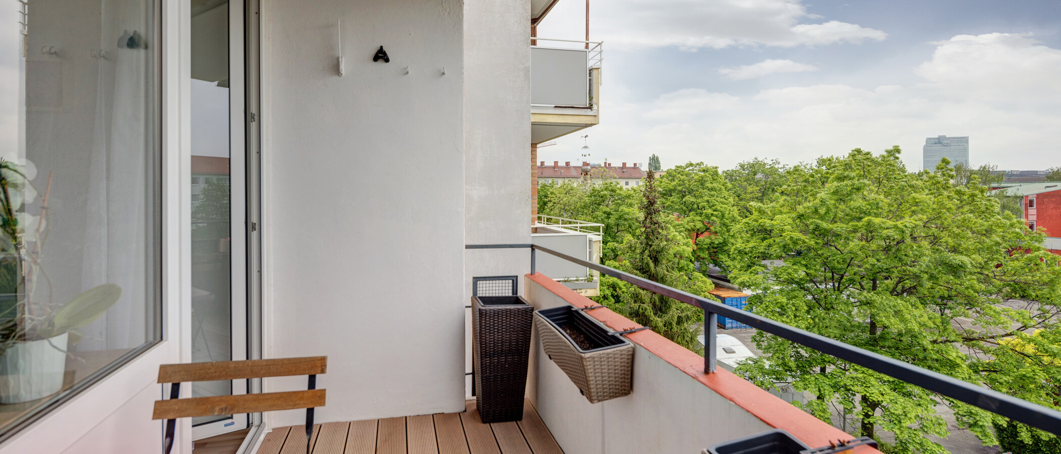 apartment München Milbertshofen 03 balcony 11553