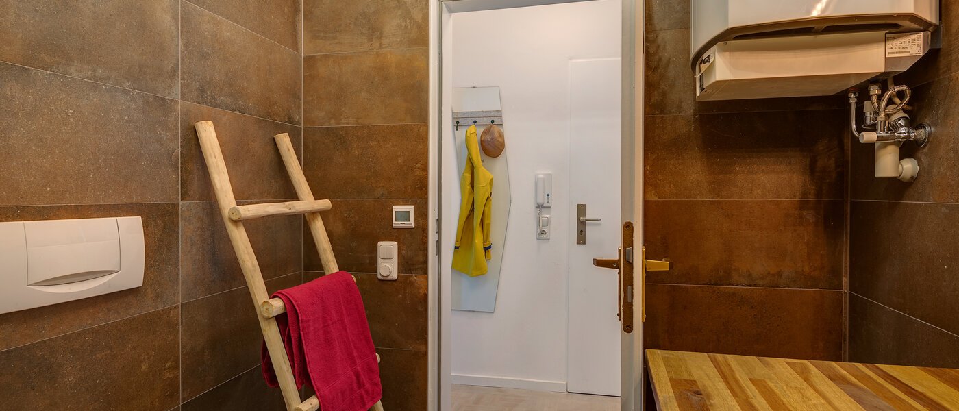 apartment München Maxvorstadt - Universitätsviertel 04 bathroom 11567