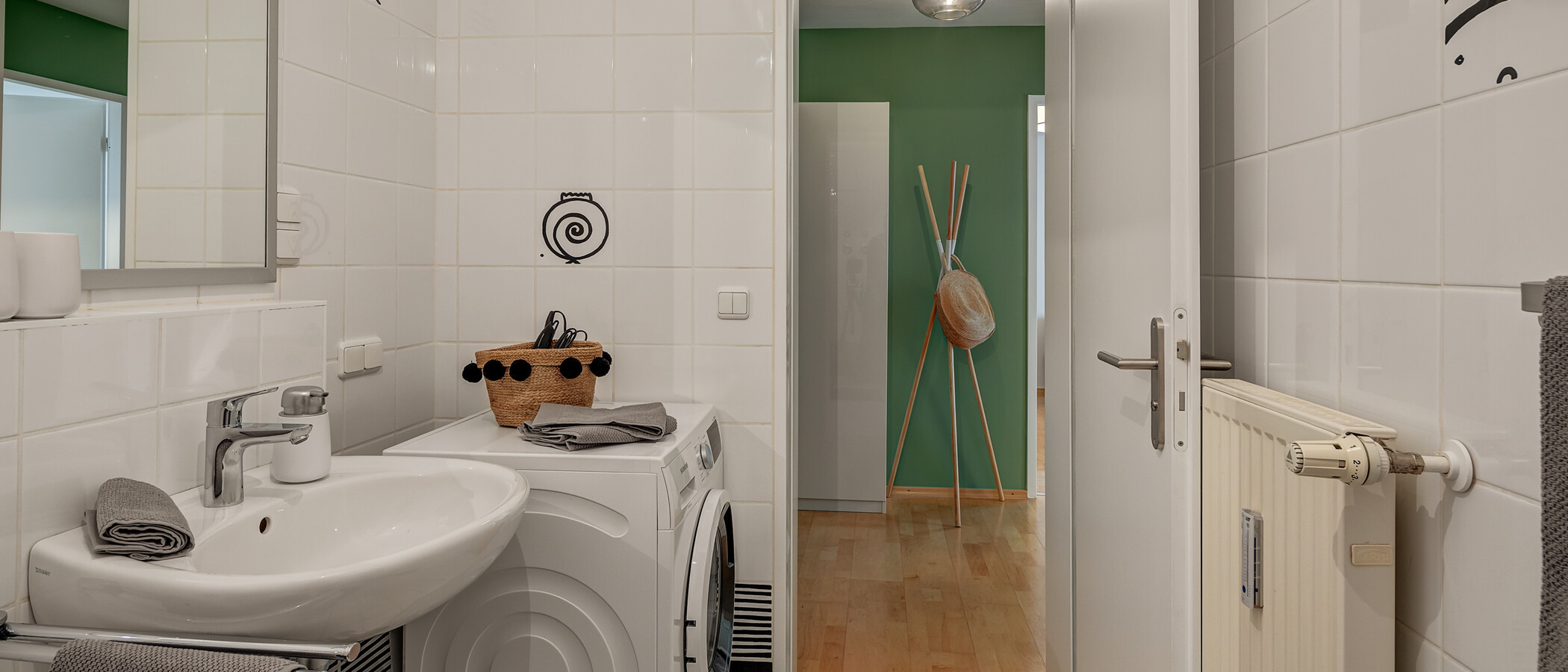 apartment München Schwabing-West (rund um den Hohenzollernplatz) 02 bathroom 11583