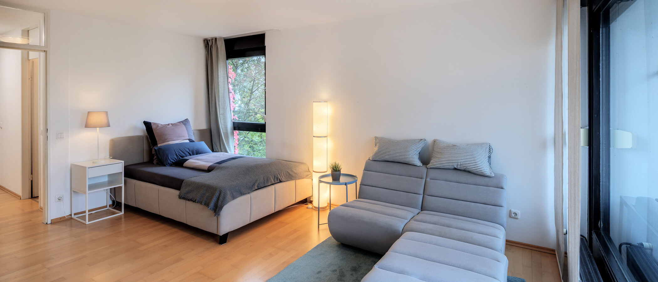 apartment München Milbertshofen 01 living area 11650