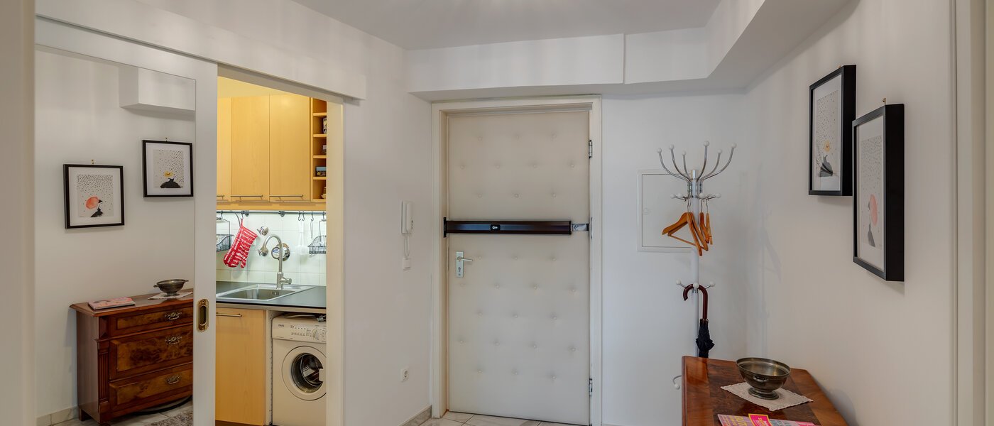 apartment München Gärtnerplatzviertel 03 hall 11662