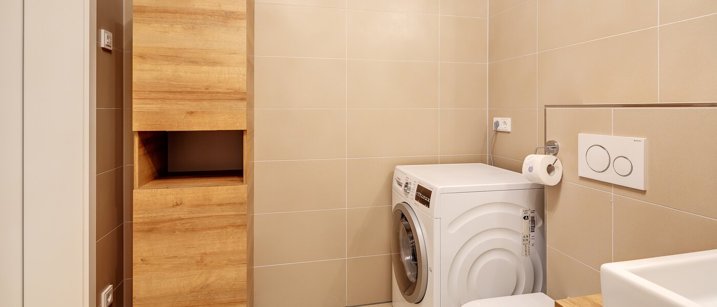 apartment München Bogenhausen 03 bathroom 11684