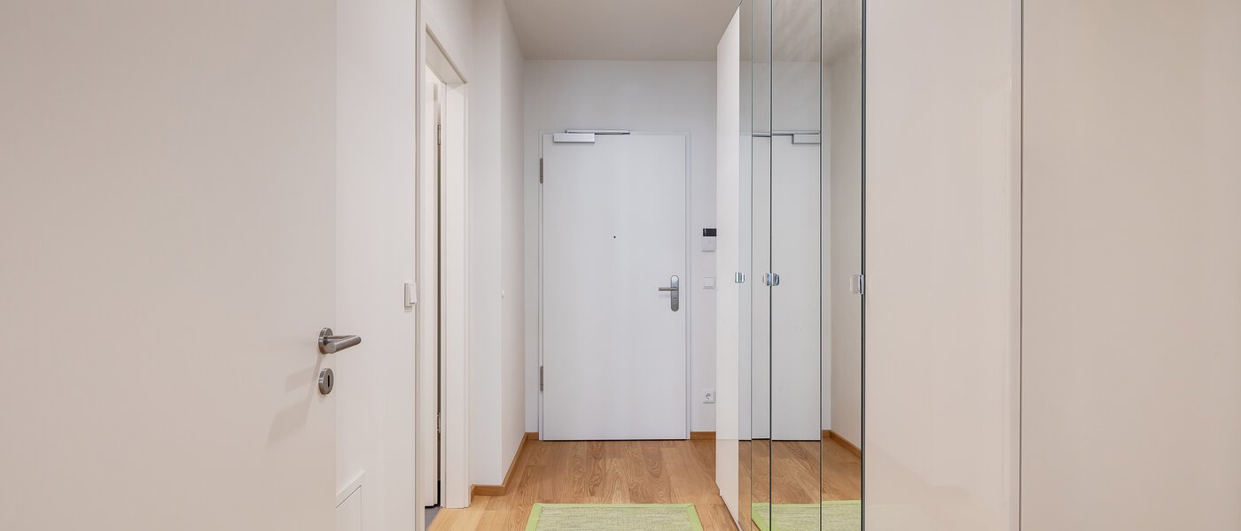 apartment München Bogenhausen 02 hall 11684