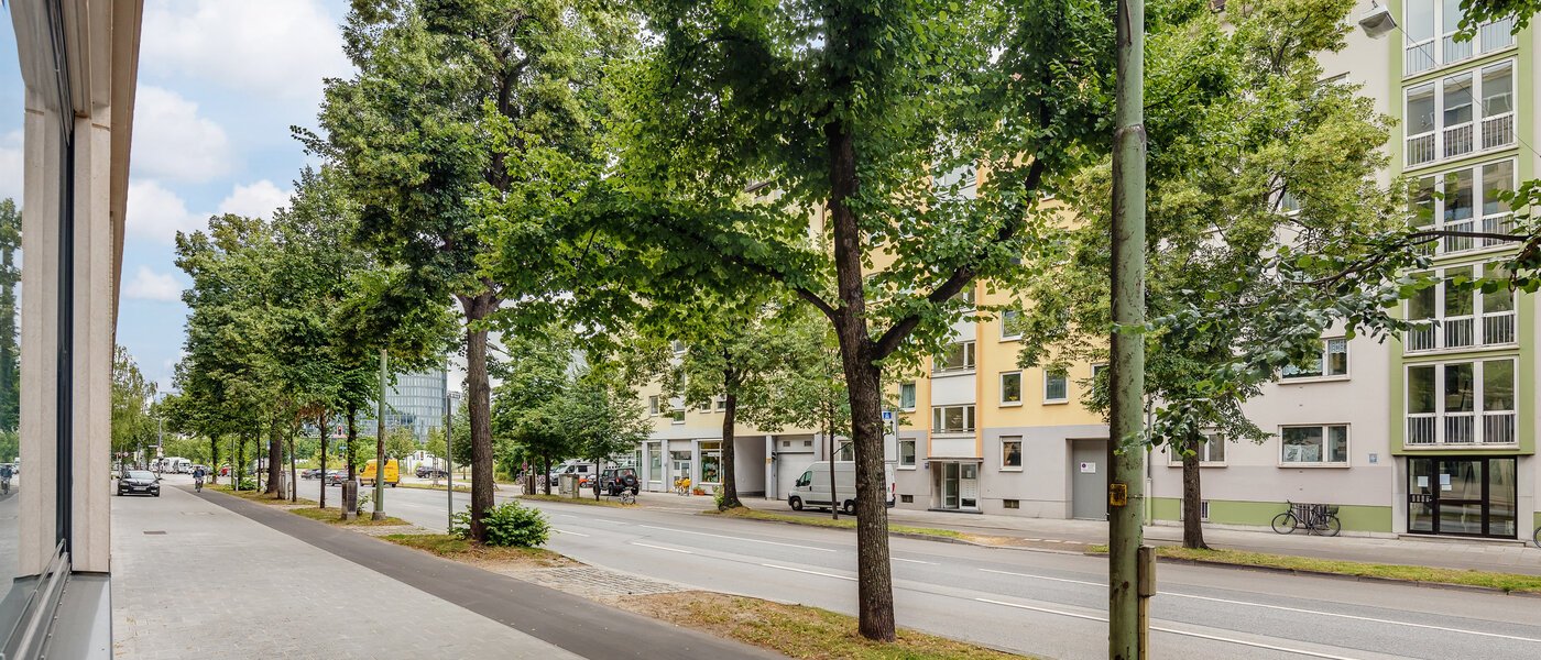 apartment München Bogenhausen 02 view 11684