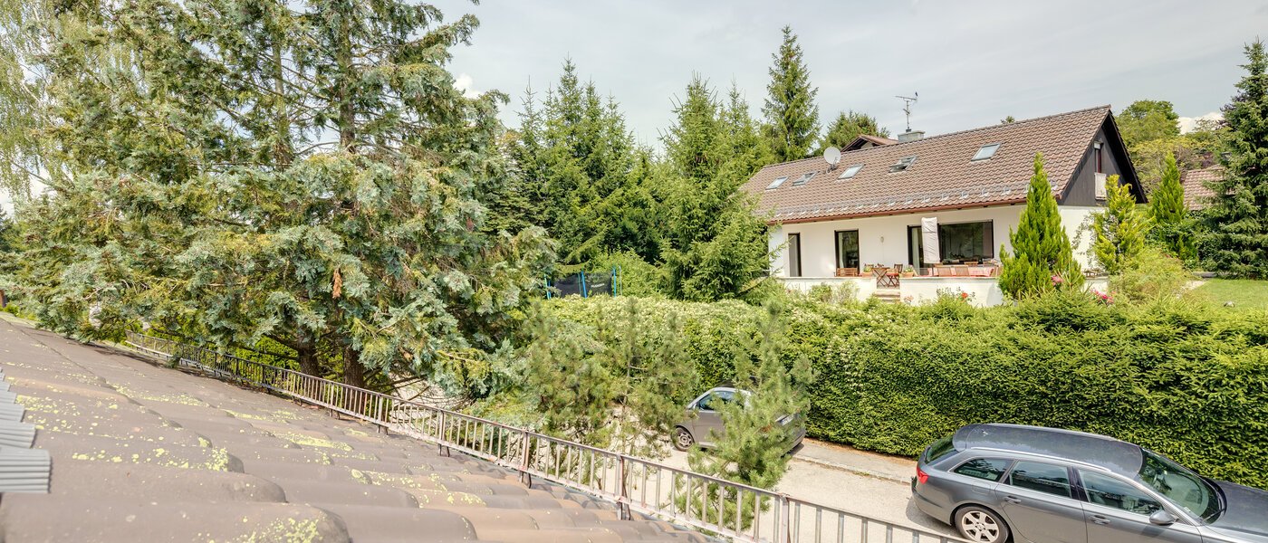 attic apartment Feldafing Tutzing 04 view 11697