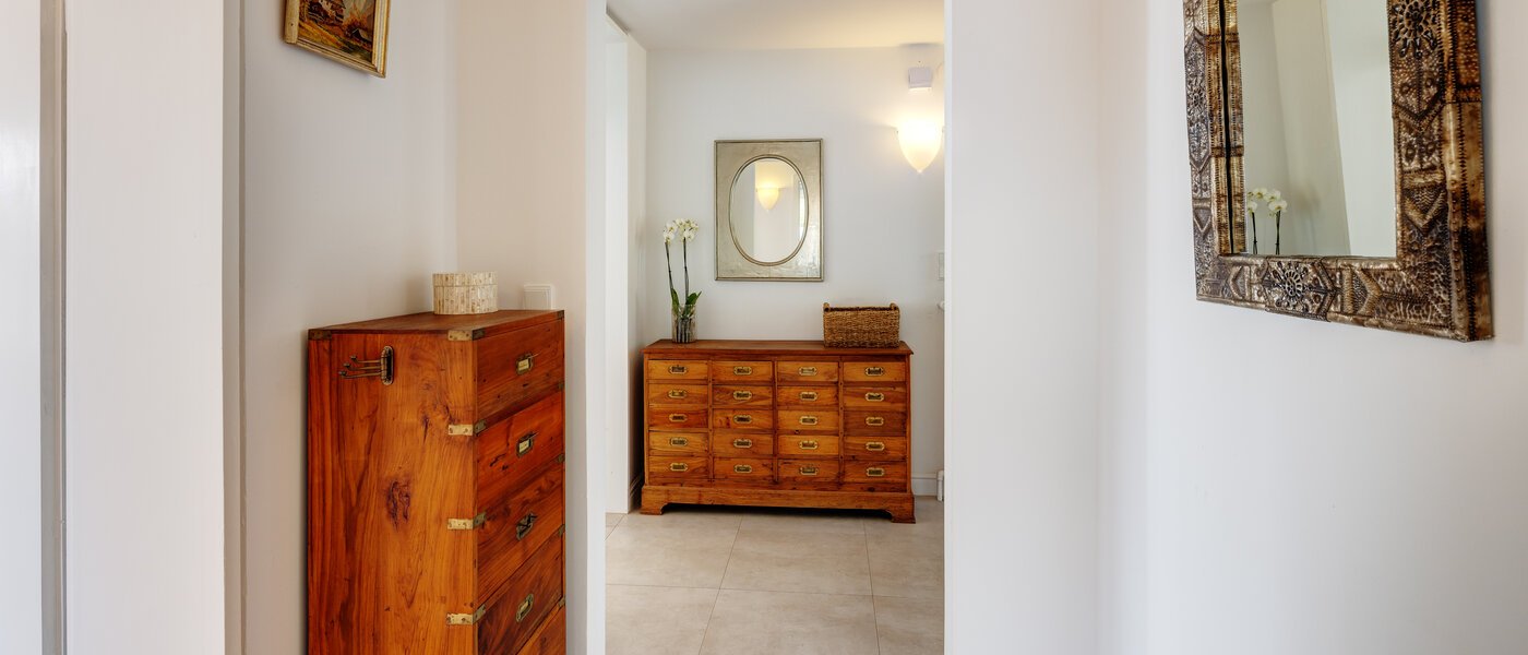 apartment with garden 	 Feldafing 05 hall 11698