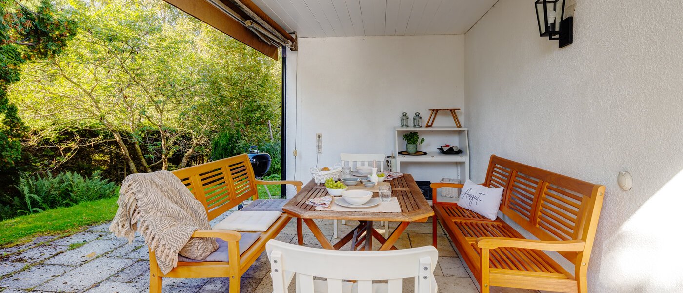 apartment with garden 	 Feldafing 01 terrace 11698