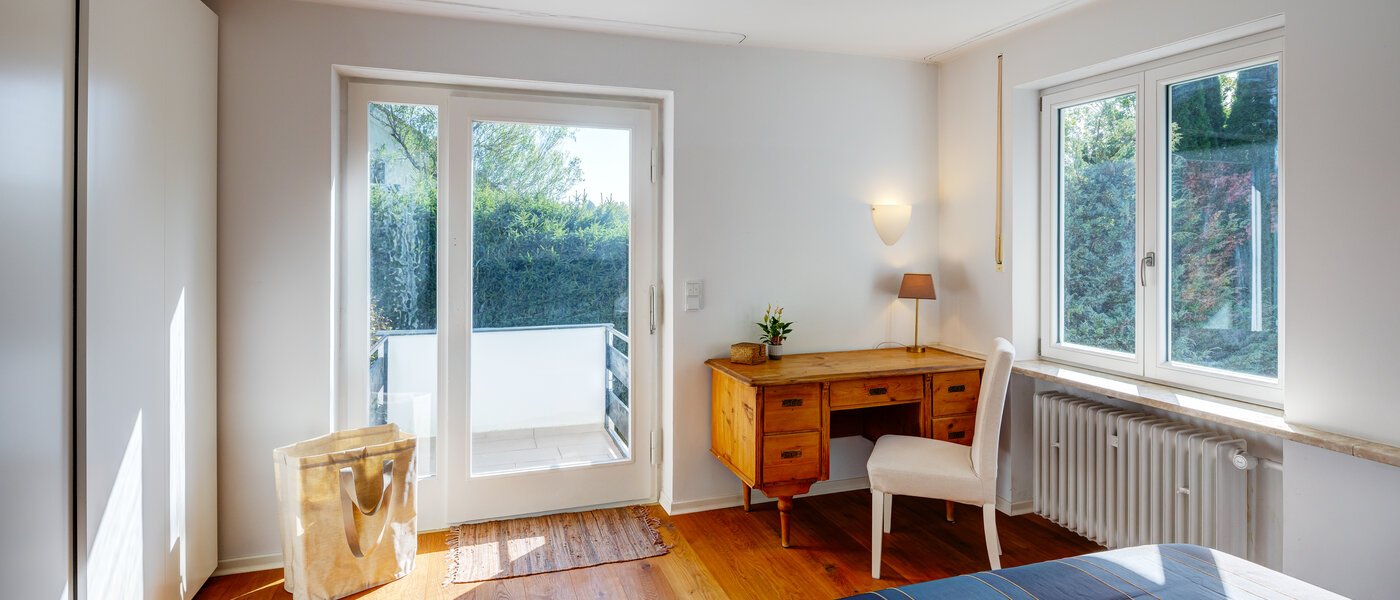 apartment with garden 	 Feldafing 03 1. bedroom 11698