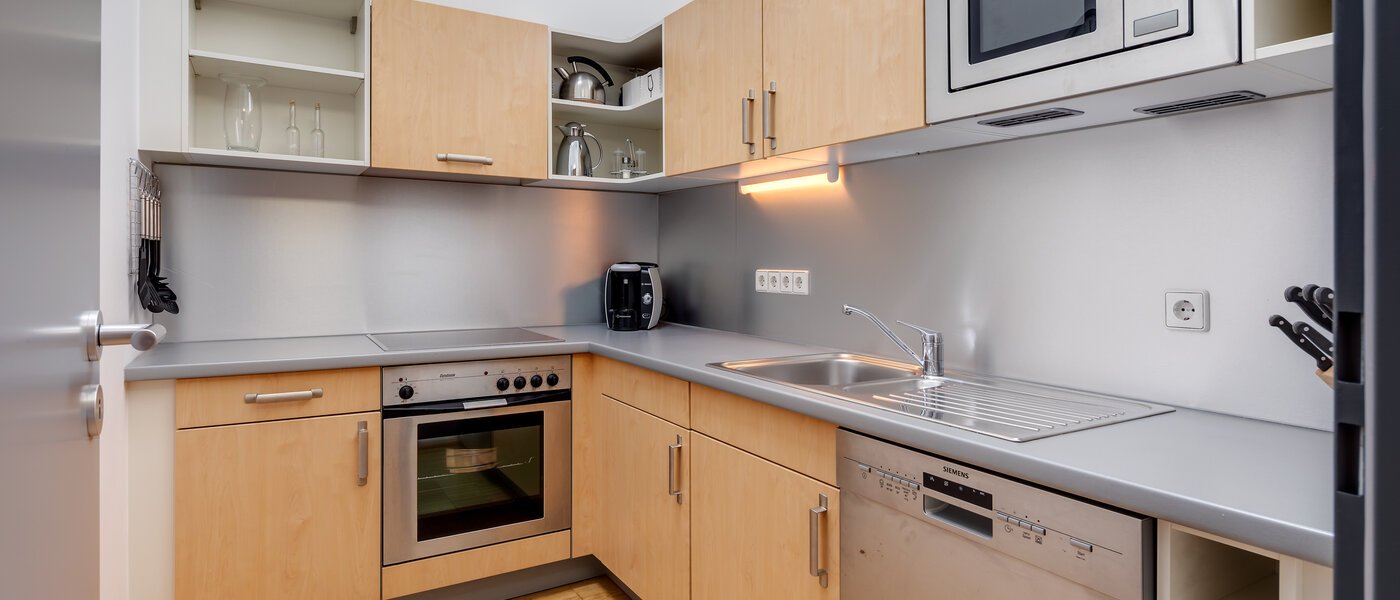 roof terrace apartment München Maxvorstadt - Museumsviertel 01 kitchen 1170