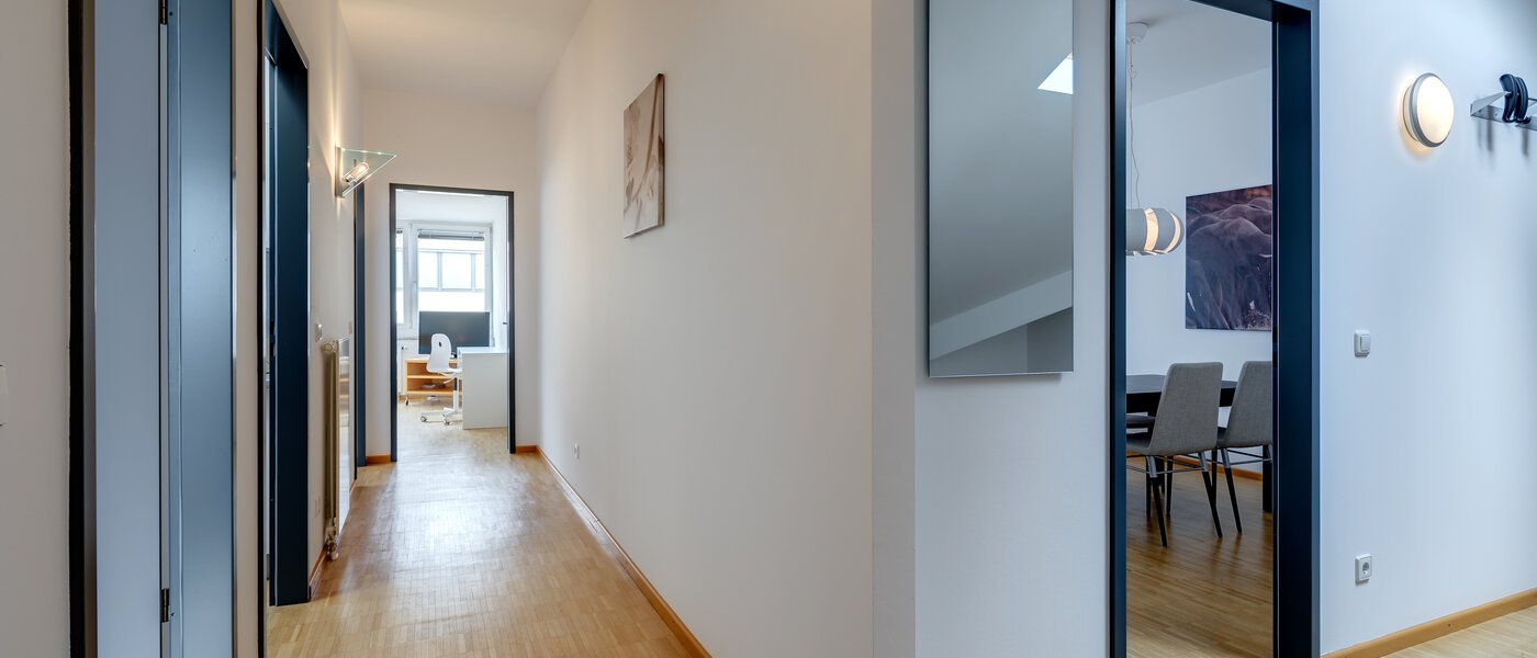 roof terrace apartment München Maxvorstadt - Museumsviertel 03 hall 1170