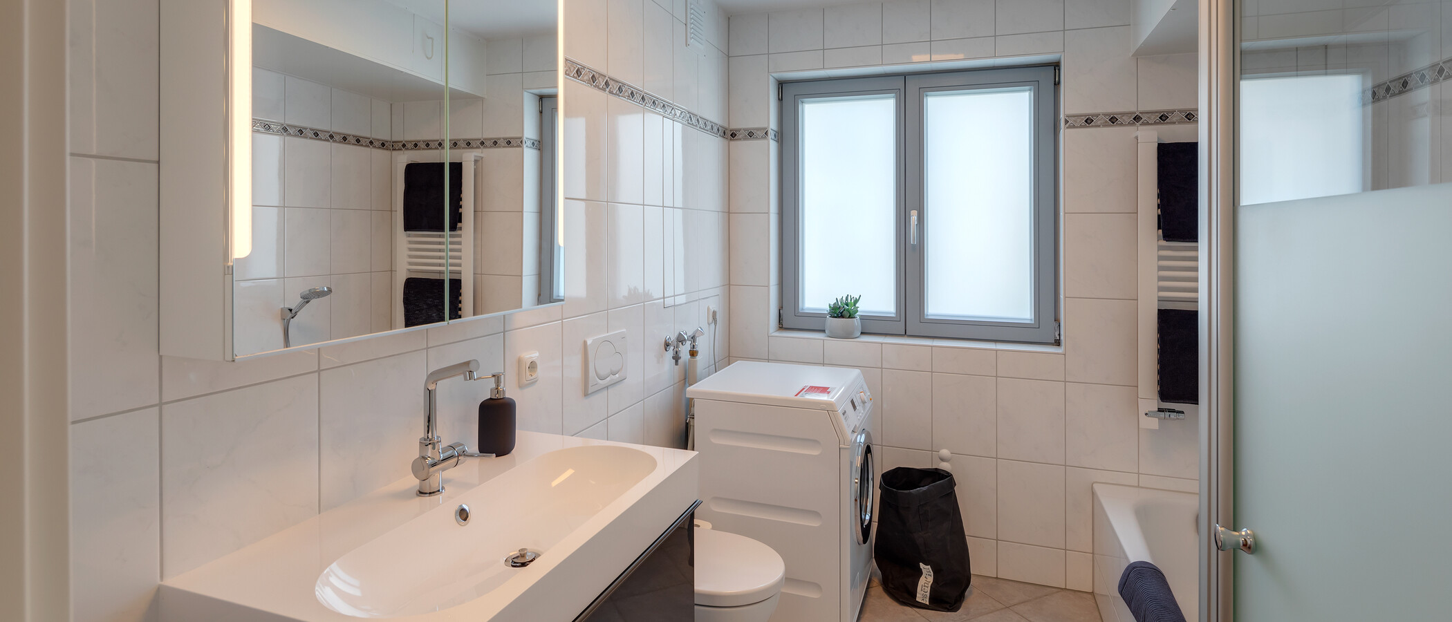 apartment München Messestadt Riem 01 bathroom 11711