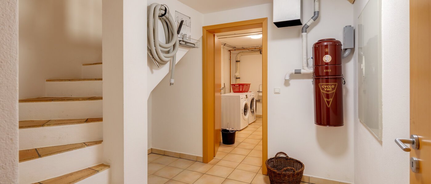 detached house München Fasanerie 07 hall 11740