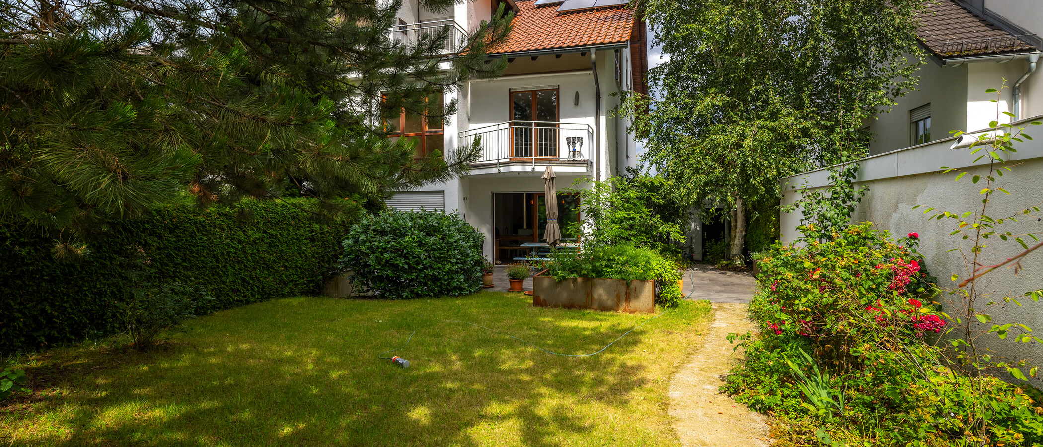semi-detached house München Harlaching 01 garden 11748