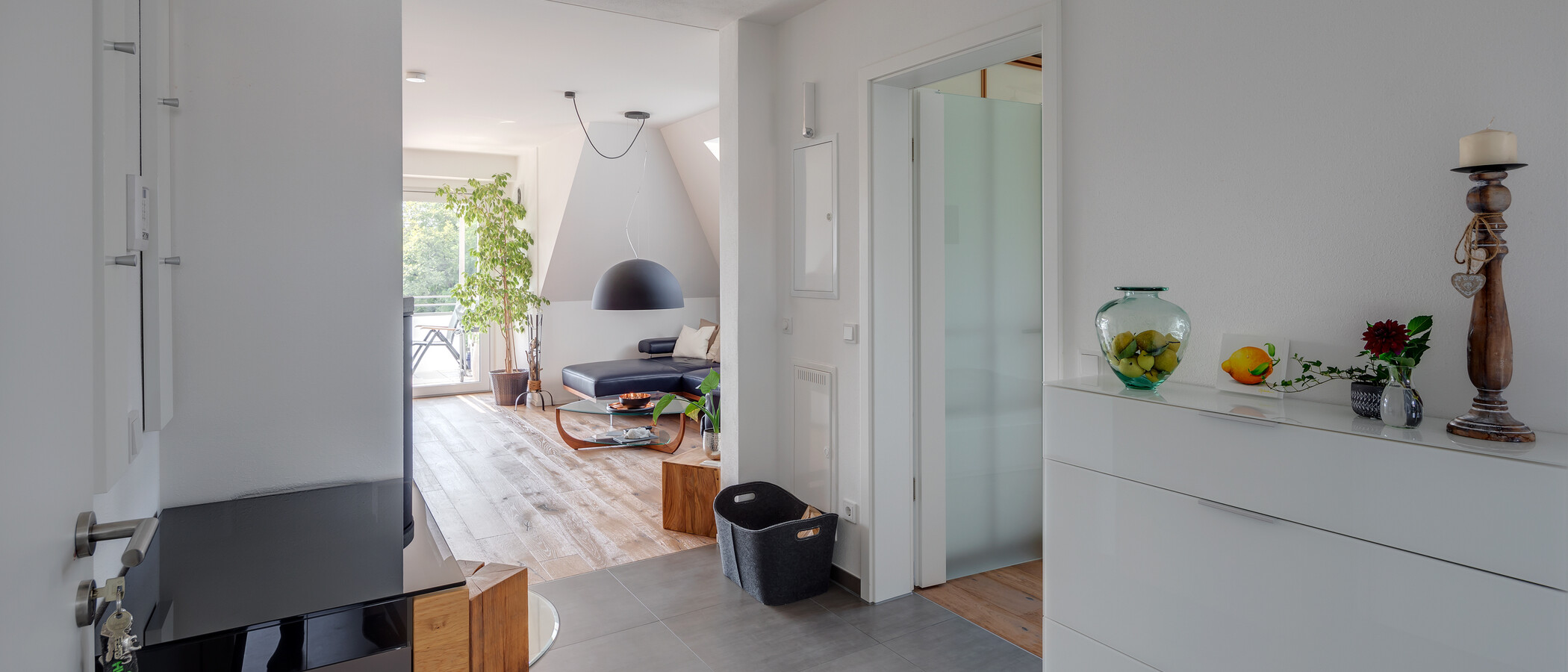 attic apartment München Großhadern 02 hall 11784
