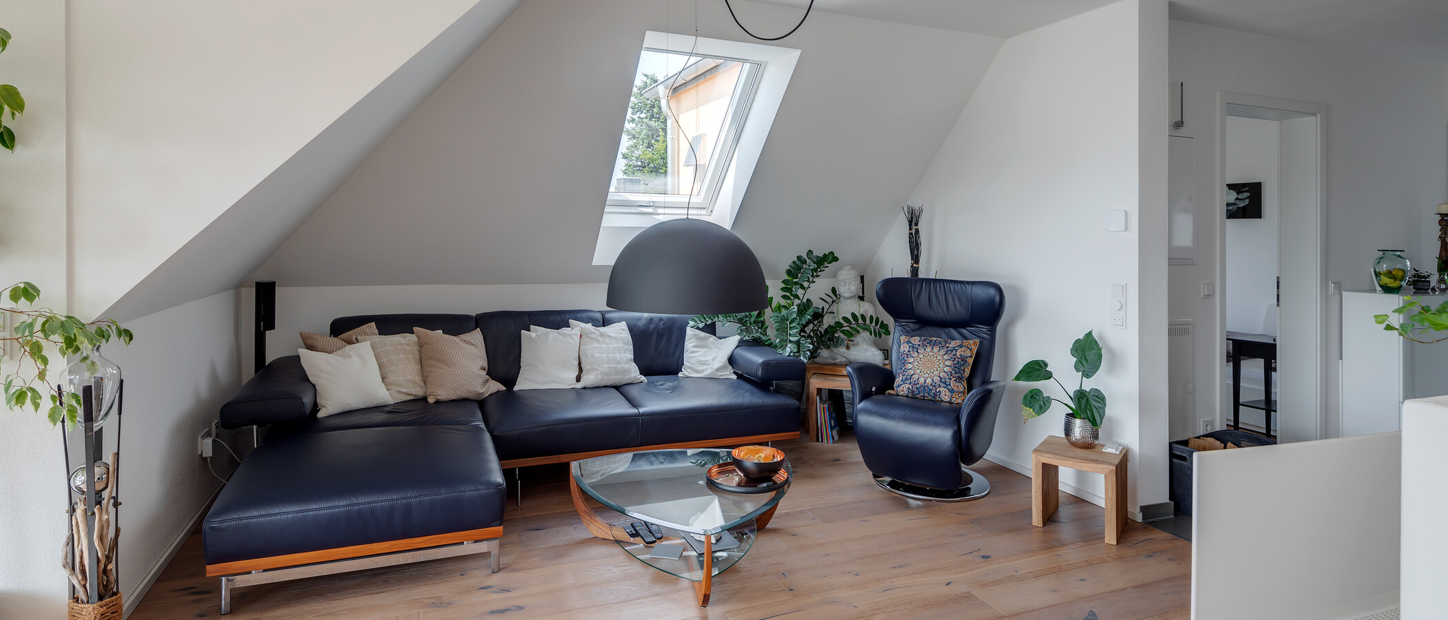 attic apartment München Großhadern 02 living area 11784
