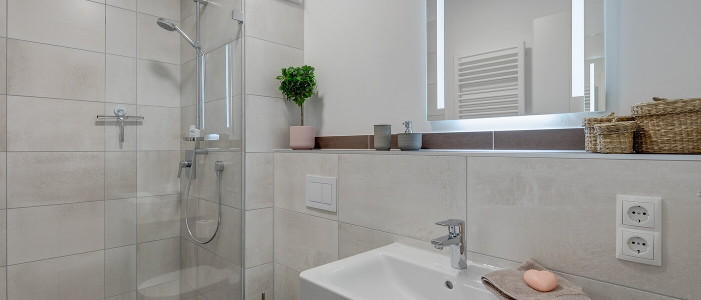 apartment München Milbertshofen 01 bathroom 11792