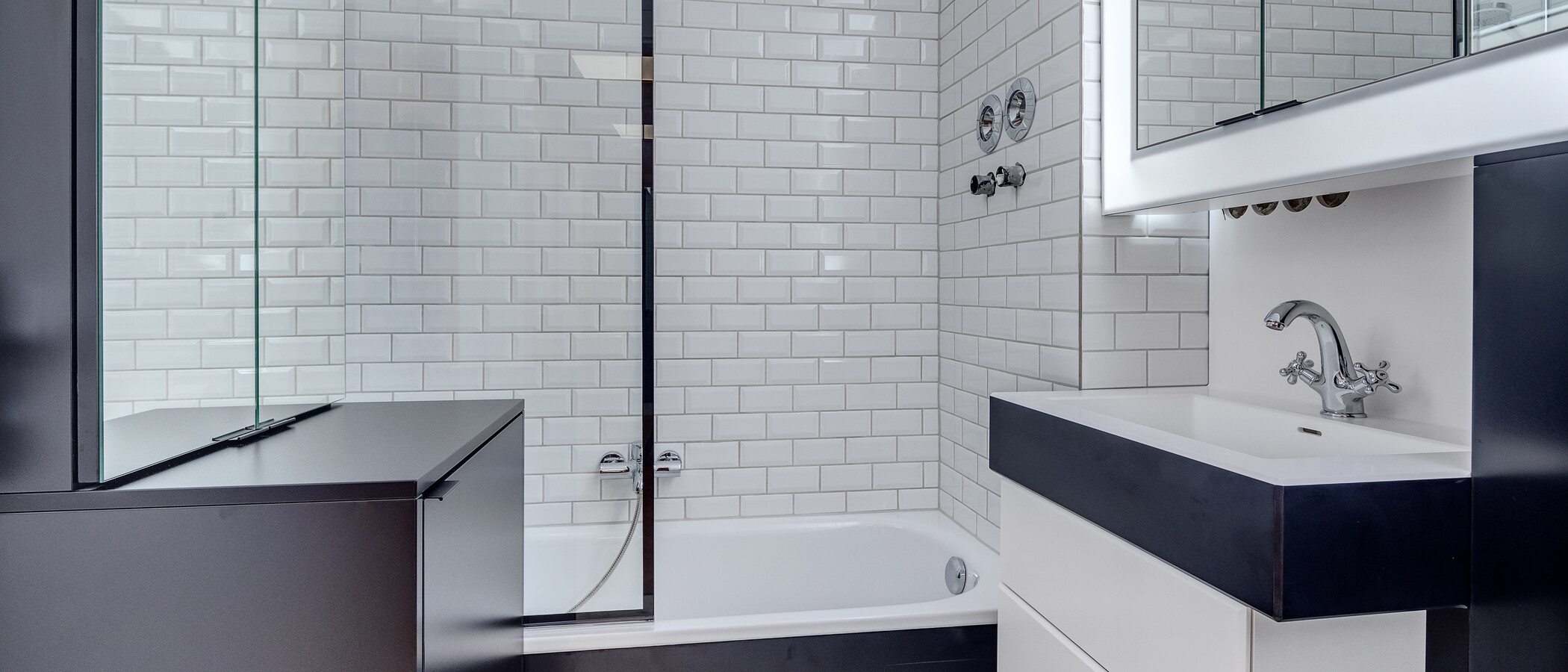apartment München Bogenhausen 01 bathroom 11797