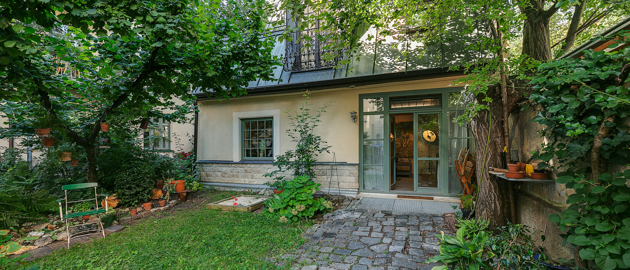 maisonette München Westend 01 garden 11814