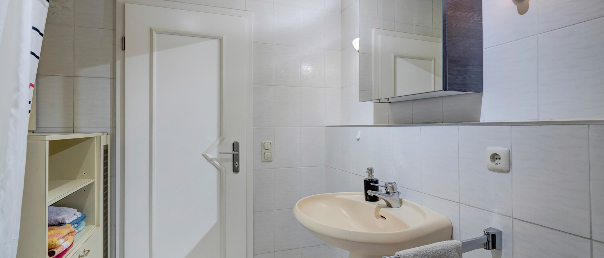 townhouse München Moosach 01 2. bathroom 11852