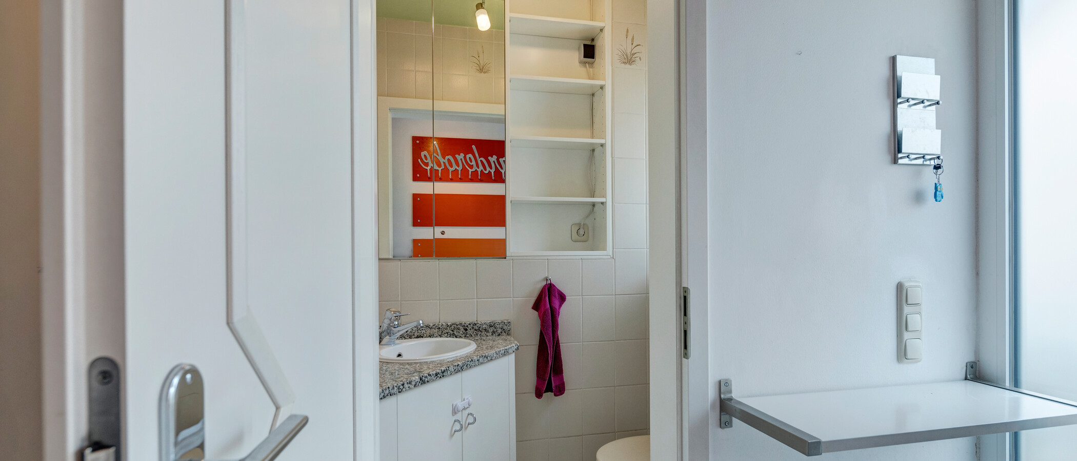 townhouse München Moosach 02 guest toilet 11852