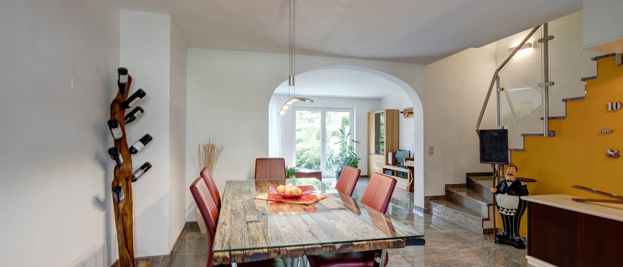 townhouse München Moosach 01 dining area 11852
