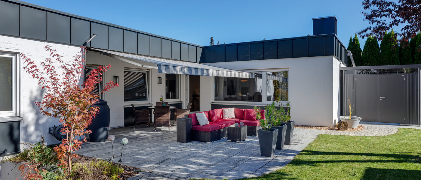 Bungalow Germering 01 terrace 11857