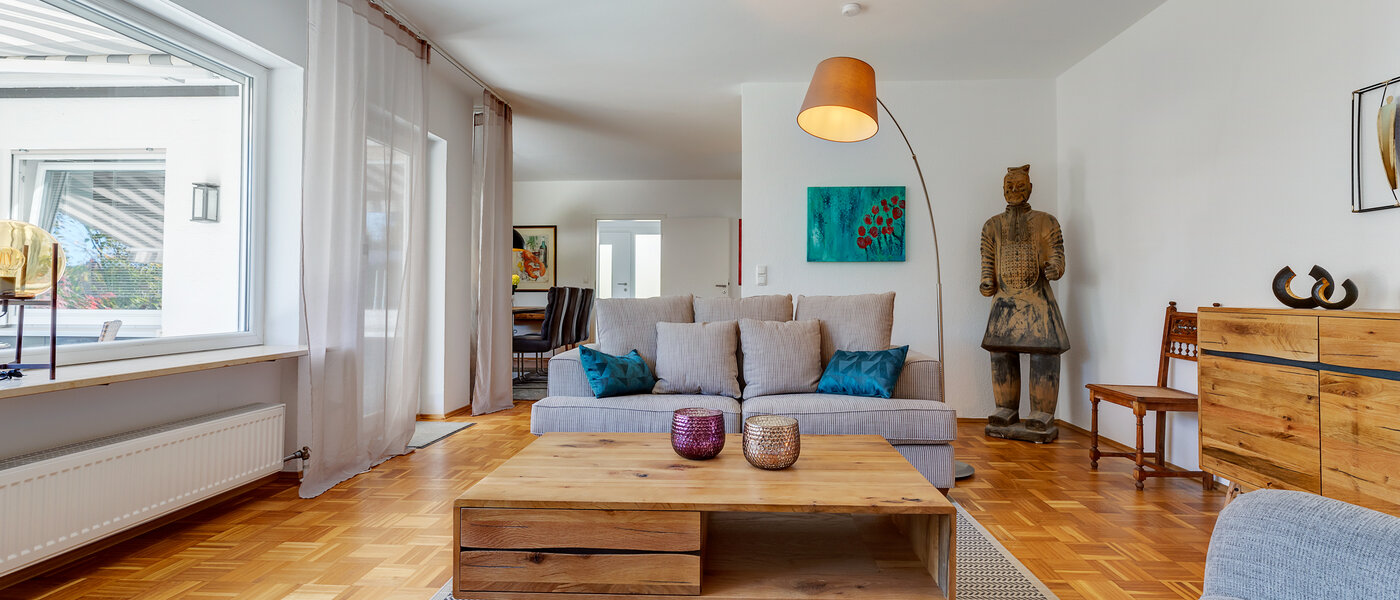 Bungalow Germering 04 living area 11857