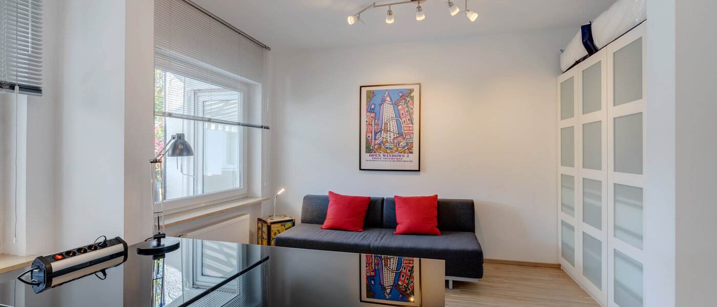 Bungalow Germering 01 guest room 11857